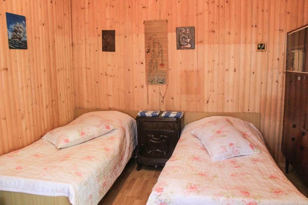 Dodo Japaridze Guesthouse Mestia Phòng bức ảnh